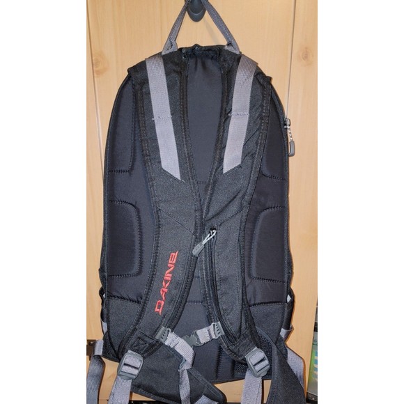 Dakine Heli Backpack - Picture 2 of 4